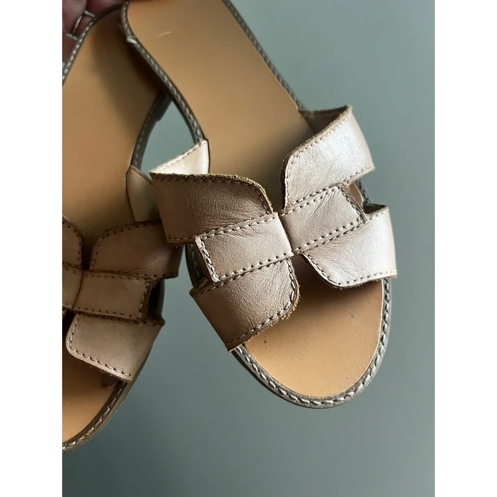 Arezzo Tan Leather Slide Sandals 36 / 6 H-Strap Made in Brazil Minimalist Boho